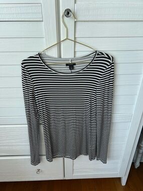 Halogen Black and White Striped Long Sleeve Tee
